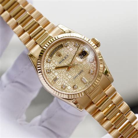 hồ Rolex cũ